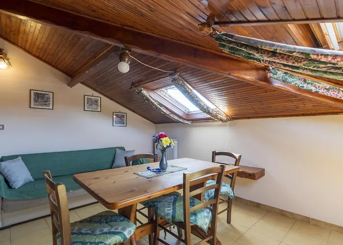 Apartman Mansarda Della Zia By Interhome