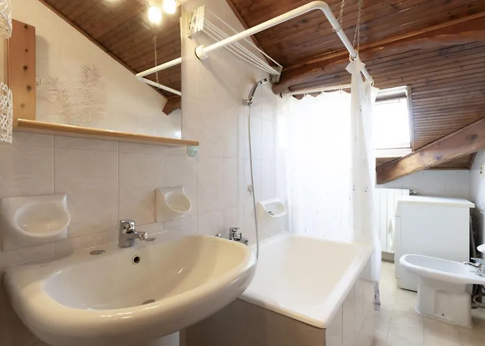 Apartman Mansarda Della Zia By Interhome *